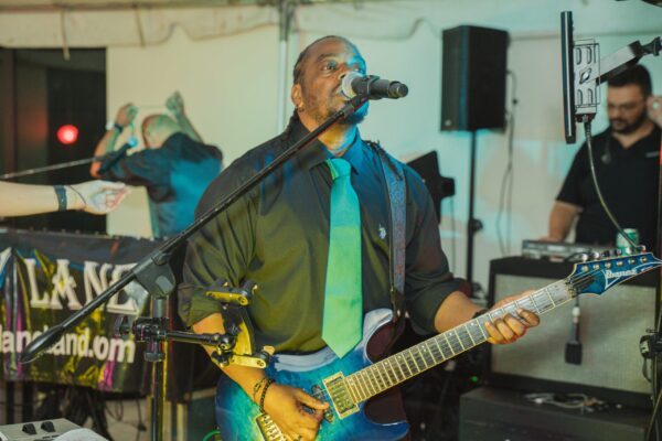 LeavesofChange2025_WID_121