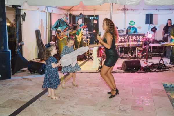 LeavesofChange2025_WID_155